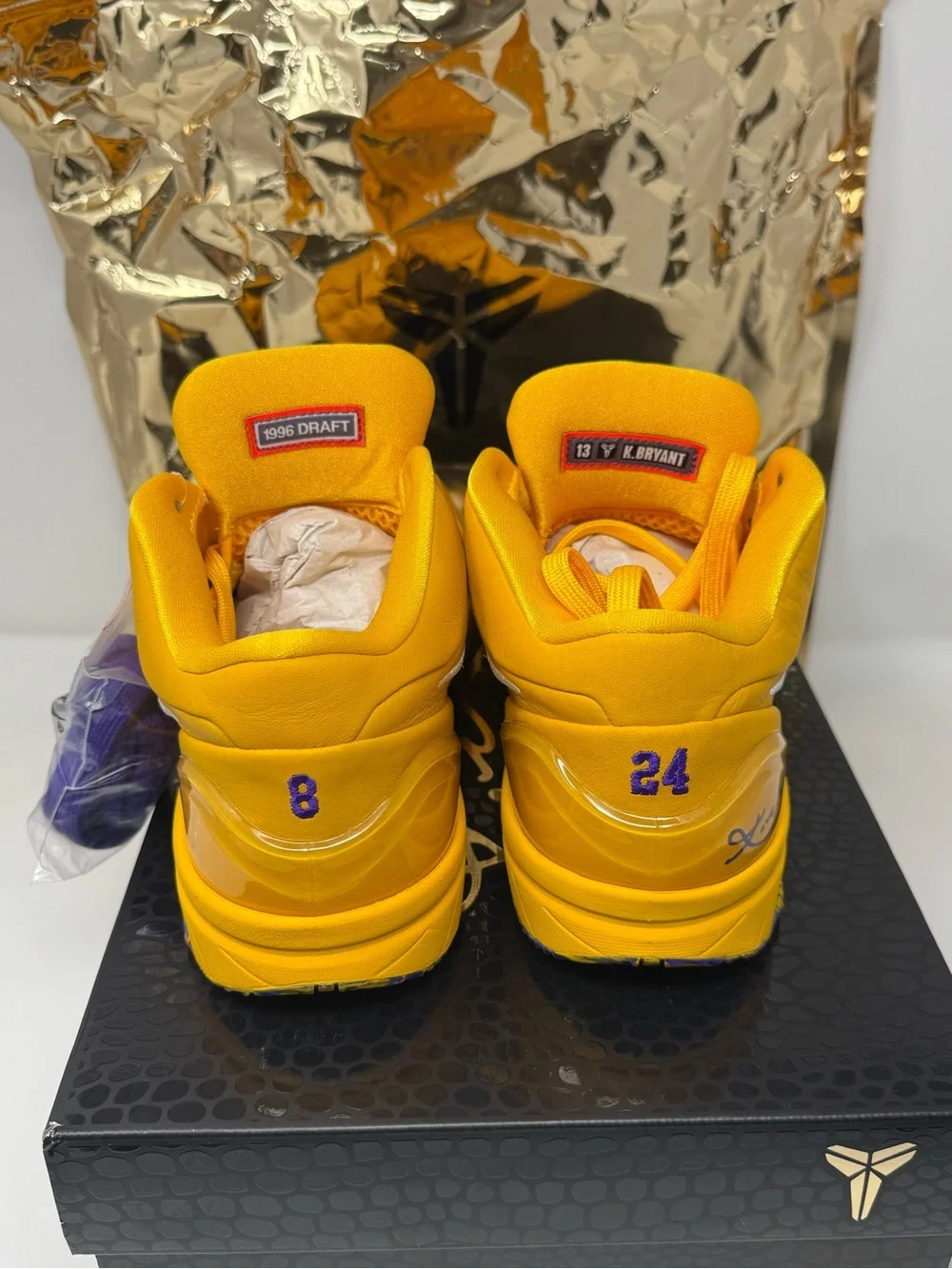Size 9.5 - Nike Kobe 4 Draft Day Pack  Los Angeles Lakers